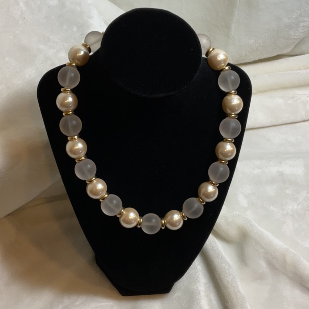 Napier vintage large bead 17 inch necklace.Napier name stamped on clasp.